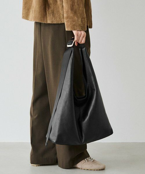 russet / ラシット ショルダーバッグ | レザーホーボーバッグ L | 詳細9