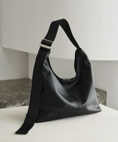 russet / ラシット ショルダーバッグ | レザーホーボーバッグ M