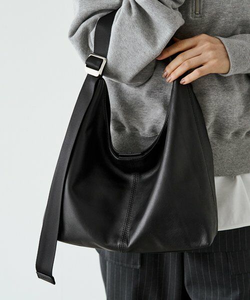 russet / ラシット ショルダーバッグ | レザーホーボーバッグ M | 詳細16