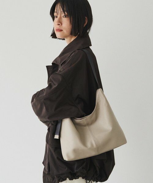 russet / ラシット ショルダーバッグ | レザーホーボーバッグ M | 詳細30