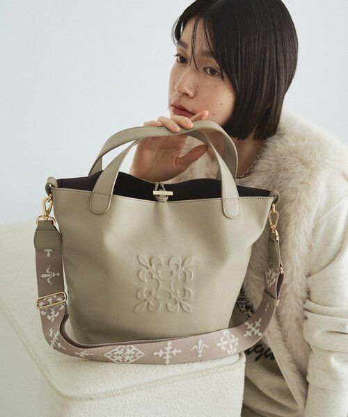 russet / ラシット トートバッグ | 《WEB限定》エンボスモノグラム2WAYミニトートバッグ | 詳細5