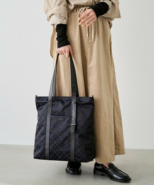 russet / ラシット トートバッグ | アシンメトリーハンドルトートバッグ（ネイビー）