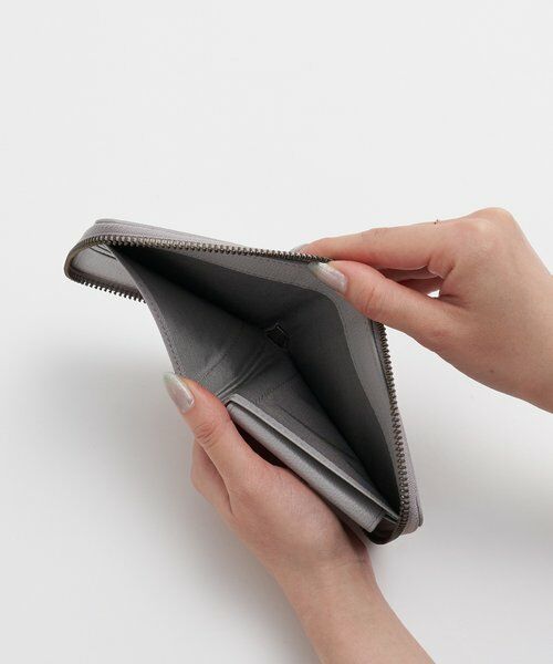 russet / ラシット 財布・コインケース・マネークリップ | ラウンドジップハーフウォレット | 詳細2