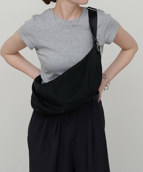 russet / ラシット ショルダーバッグ | ナイロンバナナボディバッグ | 詳細21