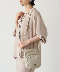 コーデュラナイロンスクエアショルダーバッグ