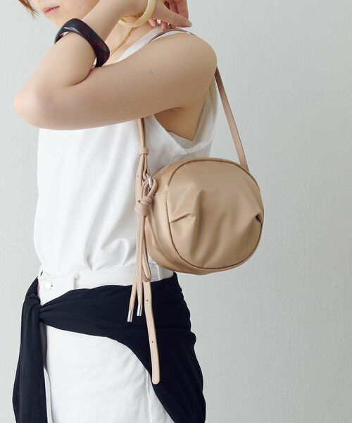 russet / ラシット ショルダーバッグ | クラウズナイロンサークルミニショルダーバッグ（ピンクベージュ）