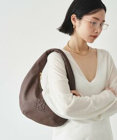 russet / ラシット トートバッグ | エンボスモノグラムサークルバッグ