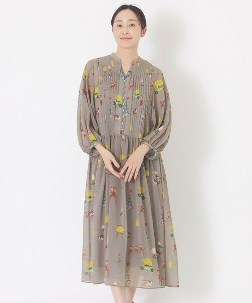 SANYO ESSENTIALS / サンヨーエッセンシャルズ ロング・マキシ丈ワンピース | 【AIKO FUKUDAコラボ】プリントワンピース（グレー3）