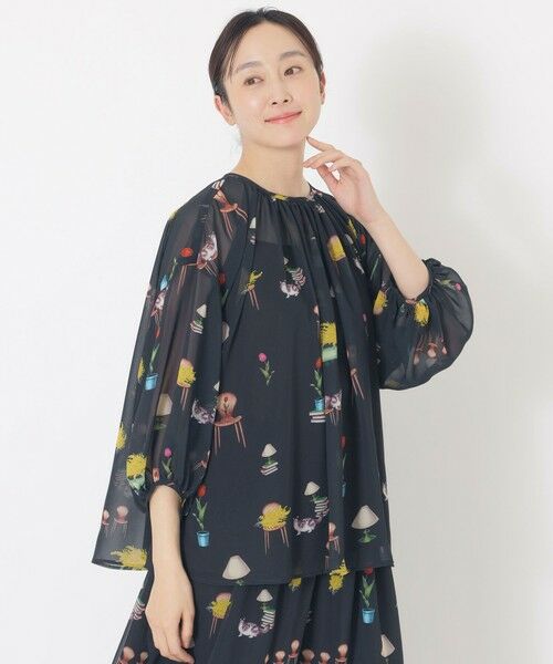 SANYO ESSENTIALS / サンヨーエッセンシャルズ シャツ・ブラウス | 【AIKO FUKUDAコラボ】プリントブラウス（ネイビー3）