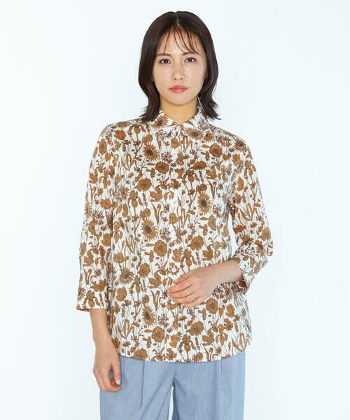 SCAPA Lサイズ/スキャパエルサイズ Liberty Printモノフラワーシャツブラウス ベージュ 44 SCAPA Lサイズ/スキャパエルサイズ Liberty Printモノフラワーシャツブラウス ベージュ 44