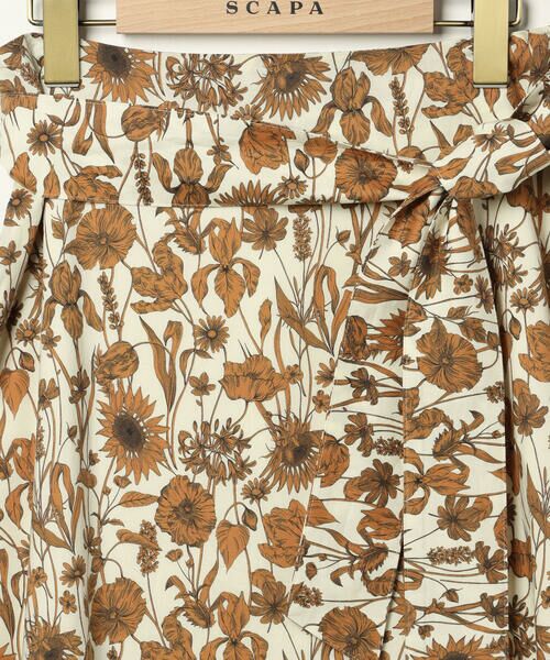 SCAPA / スキャパ ミニ・ひざ丈スカート | Ｌｉｂｅｒｔｙ　Ｐｒｉｎｔモノフラワースカート | 詳細9