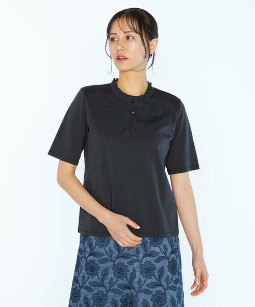 SCAPAスキャパ半袖カットソーSCAPA ネイビー系柄半袖カットソー スキャパ セール】 エンブロジャージ半袖カットソー （カットソー
