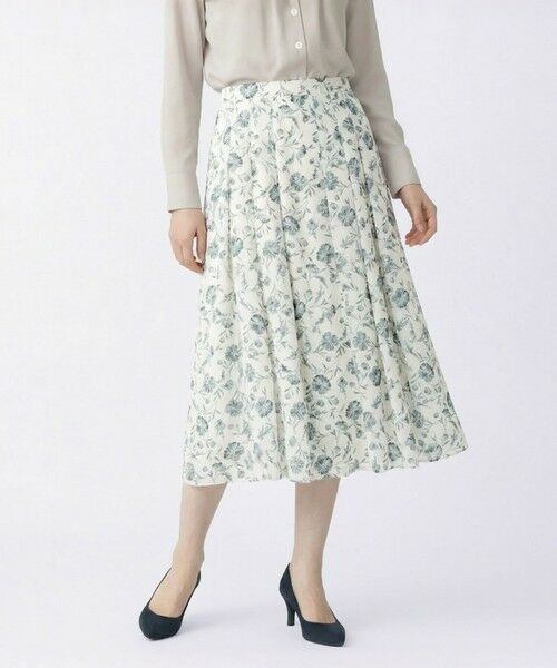 SCAPA / スキャパ ミニ・ひざ丈スカート | ボヘミアンフラワースカート（ライトブルー）