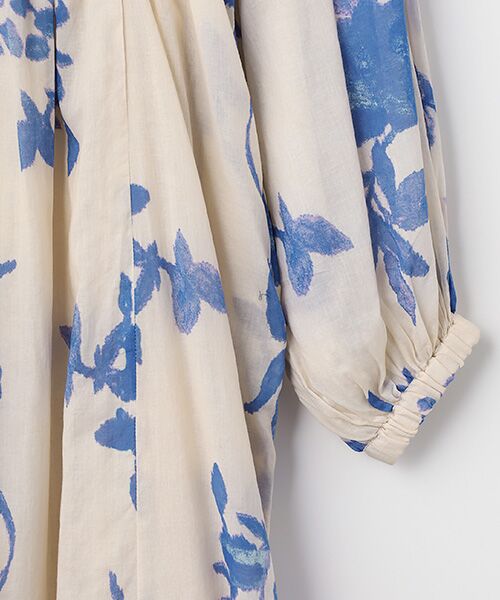 SEASON STYLE LAB / シーズンスタイルラボ ロング・マキシ丈ワンピース | Cotton Voile Rose Print Hand Smocking Dress | 詳細3