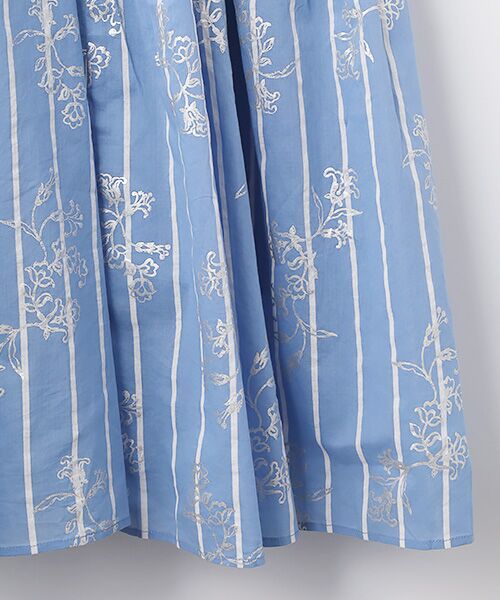 SEASON STYLE LAB / シーズンスタイルラボ ロング・マキシ丈ワンピース | Cotton Voile Stripe Anemone Foil Print French Sleeve Dress | 詳細5