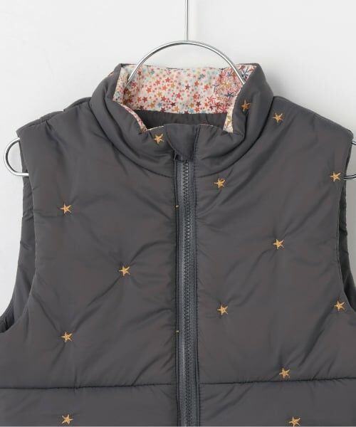 sense of wonder / センス オブ ワンダー ダウンジャケット・ベスト | リバティアデラジャ星刺しゅうベスト | 詳細2