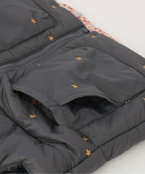 sense of wonder / センス オブ ワンダー ダウンジャケット・ベスト | リバティアデラジャ星刺しゅうベスト | 詳細4