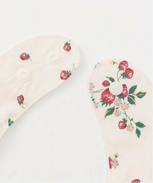 sense of wonder / センス オブ ワンダー スタイ・ビブ | 【BOX付】【オーガニック】野イチゴエプロンギフトセット | 詳細3