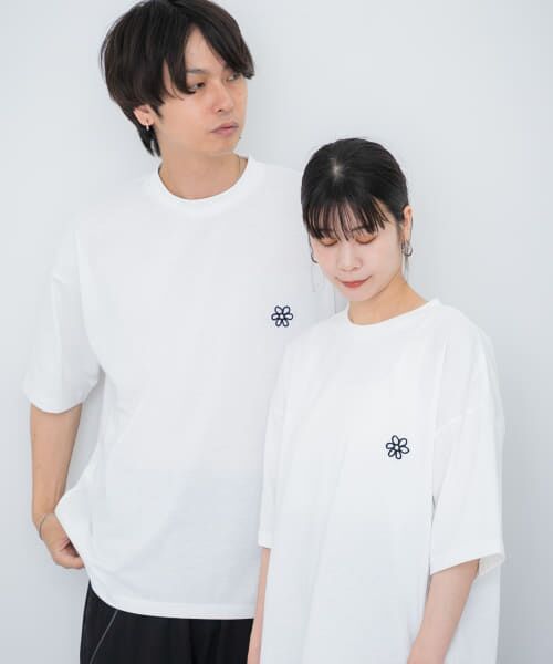 SENSE OF PLACE by URBAN RESEARCH / センスオブプレイス バイ アーバンリサーチ Tシャツ | 『ユニセックス』ポップアートフラワーグラフィックTシャツ A | 詳細2