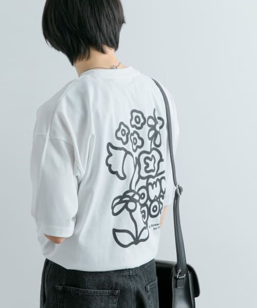 SENSE OF PLACE by URBAN RESEARCH / センスオブプレイス バイ アーバンリサーチ Tシャツ | 『ユニセックス』ポップアートフラワーグラフィックTシャツ A | 詳細9