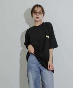 『ユニセックス』ポップアートフラワーグラフィックTシャツ B