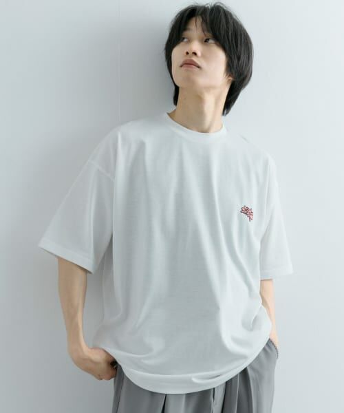 SENSE OF PLACE by URBAN RESEARCH / センスオブプレイス バイ アーバンリサーチ Tシャツ | 『ユニセックス』ポップアートフラワーグラフィックTシャツ B | 詳細1