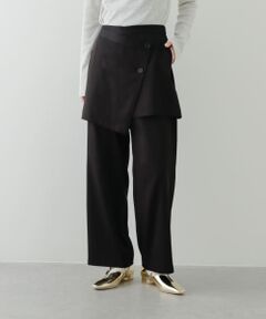 <b>旬なトレンドレイヤードパンツ</b><br><br><b>〇SS活躍するさらっとした素材<br>〇一枚で旬なデザインパンツ<br>〇すっきりと履いていただけるサイズ感</b><br><br><b>styling</b><br>フロントジップのニットやデザインカットソーと合わせて、Y2Kスタイルにも。<br>スウェットやニット合わせでカジュアルスタイルにもおススメです。<br><br>【2025 Spring/Summer】【25SS】<br><br>※商品画像は、光の当たり具合やパソコンなどの閲覧環境により、実際の色味と異なって見える場合がございます。予めご了承ください。<br>※商品の色味の目安は、商品単体の画像をご参照ください。<br><br><b>▼お気に入り登録のおすすめ▼</b><br>お気に入り登録商品は、マイページにて現在の価格情報や在庫状況の確認が可能です。<br>お買い物リストの管理に是非ご利用下さい。<br><br><h4 class="material">素材感</h4><br><b class="line-height-120p">透け感 : なし<br>伸縮性 : ややあり<br>裏地 : あり<br>光沢 : ややあり<br>ポケット : あり</b>