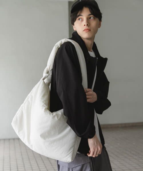 SENSE OF PLACE by URBAN RESEARCH/センスオブプレイス バイ アーバンリサーチ ナイロンパデットビックショルダー WHITE one SENSE OF PLACE by URBAN RESEARCH/センスオブプレイス バイ アーバンリサーチ ナイロンパデットビックショルダー WHITE one