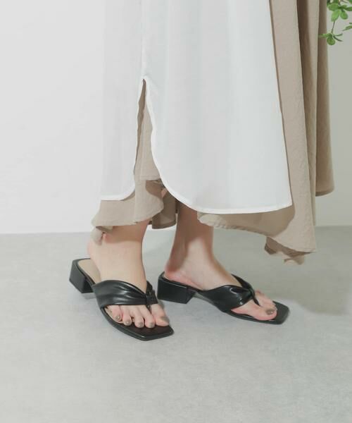 SENSE OF PLACE by URBAN RESEARCH/センスオブプレイス バイ アーバンリサーチ ブロックヒールハナオサンダル ブラック S