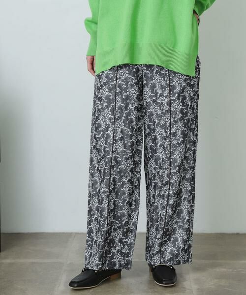 SENSE OF PLACE by URBAN RESEARCH / センスオブプレイス バイ アーバンリサーチ その他パンツ | アートフラワーパイピングパンツ(ブラック系その他)