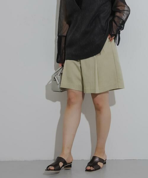 SENSE OF PLACE by URBAN RESEARCH / センスオブプレイス バイ アーバンリサーチ ショート・ハーフ・半端丈パンツ | タックバミューダパンツ(ベージュ)