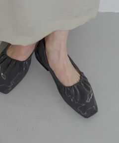 SENSE OF PLACE by URBAN RESEARCH / センスオブプレイス バイ アーバンリサーチ パンプス | シャイニーギャザーフラットシューズ