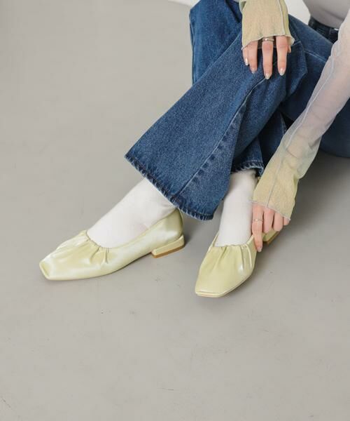 SENSE OF PLACE by URBAN RESEARCH / センスオブプレイス バイ アーバンリサーチ パンプス | シャイニーギャザーフラットシューズ | 詳細3