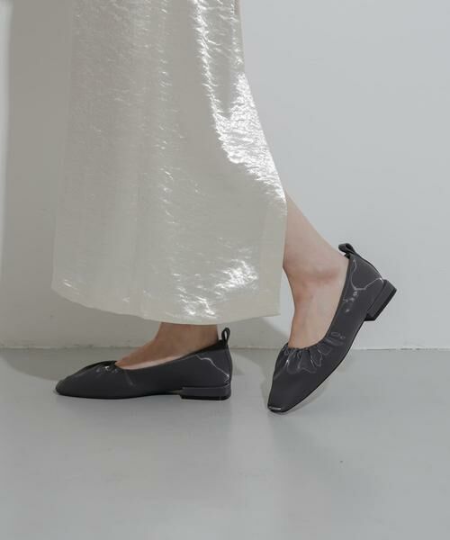 SENSE OF PLACE by URBAN RESEARCH / センスオブプレイス バイ アーバンリサーチ パンプス | シャイニーギャザーフラットシューズ | 詳細21