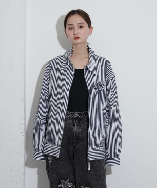 SENSE OF PLACE by URBAN RESEARCH / センスオブプレイス バイ アーバンリサーチ ブルゾン | hxcyyd × SOP　ストライプフラワーコサージュシャツブルゾン(UNISEX) | 詳細18