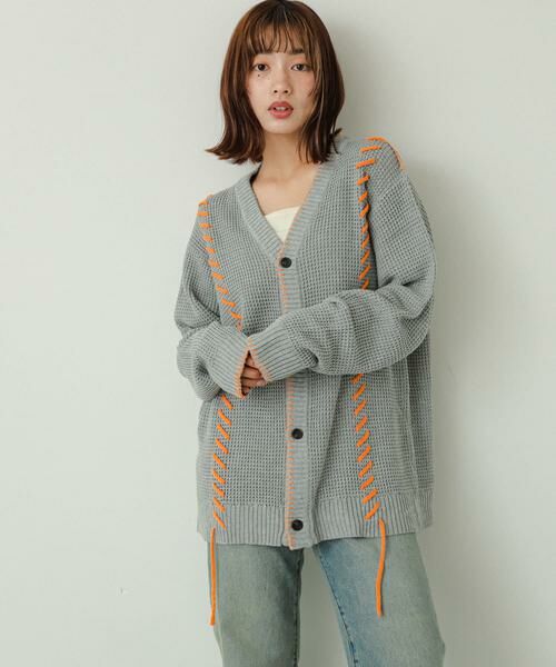 SENSE OF PLACE by URBAN RESEARCH / センスオブプレイス バイ アーバンリサーチ カーディガン・ボレロ | 『ユニセックス』ブランケットステッチカーディガン(ライトグレー)