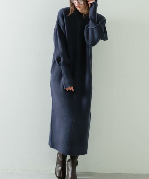 SENSE OF PLACE by URBAN RESEARCH / センスオブプレイス バイ アーバンリサーチ ワンピース | 『WEB/一部店舗限定』センターシームサムホールニットワンピース(ネイビー)