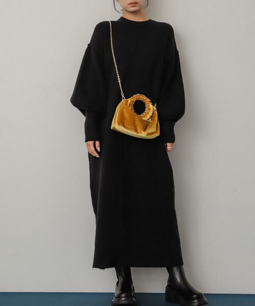 SENSE OF PLACE by URBAN RESEARCH / センスオブプレイス バイ アーバンリサーチ ワンピース | 『WEB/一部店舗限定』センターシームサムホールニットワンピース(ブラック)