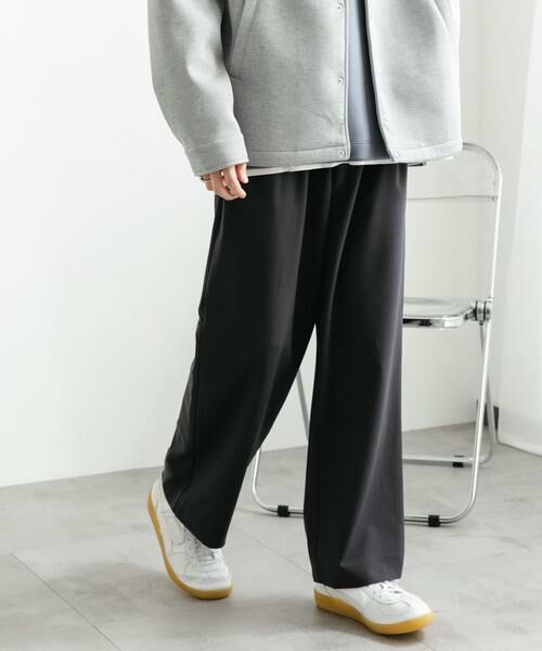 SENSE OF PLACE by URBAN RESEARCH / センスオブプレイス バイ アーバンリサーチ その他パンツ | 『イージーケア』ダブルタックワイドパンツ(チャコールグレー)