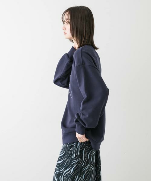 SENSE OF PLACE by URBAN RESEARCH / センスオブプレイス バイ アーバンリサーチ スウェット | シシュウグラフィックルーズスウェット | 詳細3