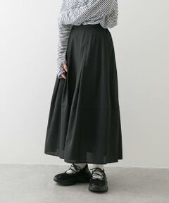 タックボリュームコクーンスカート
