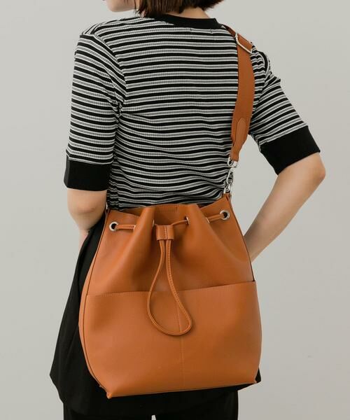 SENSE OF PLACE by URBAN RESEARCH/センスオブプレイス バイ アーバンリサーチ アウトポケットバケットバッグ ブラウン one SENSE OF PLACE by URBAN RESEARCH/センスオブプレイス バイ アーバンリサーチ アウトポケットバケットバッグ ブラウン one