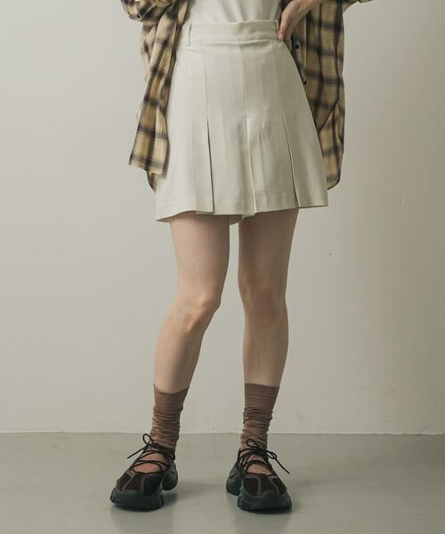 SENSE OF PLACE by URBAN RESEARCH / センスオブプレイス バイ アーバンリサーチ ショート・ハーフ・半端丈パンツ | タックショートパンツ | 詳細1