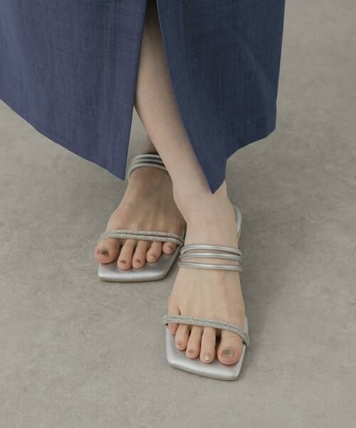 SENSE OF PLACE by URBAN RESEARCH/センスオブプレイス バイ アーバンリサーチ ラインストーンナローコードサンダル シルバー L
