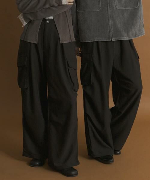 SENSE OF PLACE by URBAN RESEARCH / センスオブプレイス バイ アーバンリサーチ その他パンツ | 『ユニセックス』ワイドカーゴパンツ(ブラック)