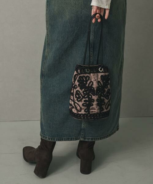 SENSE OF PLACE by URBAN RESEARCH / センスオブプレイス バイ アーバンリサーチ ハンドバッグ | コードシシュウベロアバッグ | 詳細1