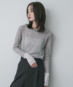 <font size="2"><b>【重ね着風デザイン。こなれ感あふれる配色カットソー】</b></font><br/><br/>・透け感のある柔らかなカットソー素材<br/>・配色デザインでこなれ感を演出<br/>・まるで重ね着しているようなデザイン<br/><br/>透け感のある柔らかなカットソー素材を使用した、レイヤード風デザインのトップス。袖口や襟元、裾の配色デザインが、まるで重ね着しているかのようなこなれ感を演出します。シンプルながらもデザイン性が高く、一枚でサマになるのが魅力。デニムやスラックスなど、どんなボトムスとも相性が良いので、デイリーユースにぴったりのアイテムです。<br/><br/>【2025 Autumn/Winter】【25AW】<br/><br/>※この商品は、ピリングができやすい素材を使用しています。発生したピリングは手でむしり取ると毛羽立ちや糸切れなどの原因になりますので、小バサミなどを使い元糸を傷つけないようにひとつひとつ取り除いてください。<br/>※直射日光や蛍光灯に長時間あたると変色したり、色褪せすることがありますのでご注意ください。<br/><br/>※商品画像は、光の当たり具合やパソコンなどの閲覧環境により、実際の色味と異なって見える場合がございます。予めご了承ください。<br/>※商品の色味の目安は、商品単体の画像をご参照ください。<br/><br/><b>▼お気に入り登録のおすすめ▼</b><br/>お気に入り登録された商品は、マイページにて現在の価格情報や在庫状況の確認が可能です。<br/>お買い物リストの管理にぜひご利用ください。<br/><br/><h4 class="material">素材感</h4><br/><b class="line-height-120p">透け感 : ややあり<br/>伸縮性 : あり<br/>裏地 : なし<br/>光沢 : なし<br/>ポケット : なし</b>