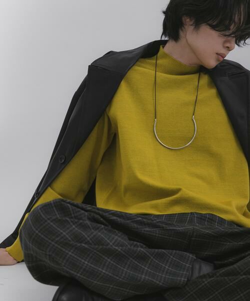 SENSE OF PLACE by URBAN RESEARCH / センスオブプレイス バイ アーバンリサーチ ニット・セーター | 『一部WEB限定カラー』『洗濯可/毛玉防止』ストレッチモックネックニット(マスタード)