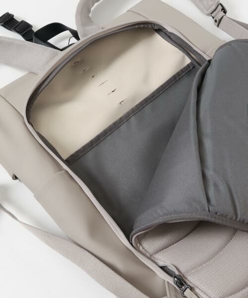 SENSE OF PLACE by URBAN RESEARCH / センスオブプレイス バイ アーバンリサーチ リュック・バックパック | 『WEB/一部店舗限定』GASTON LUGA　Splash Rolltop 16 | 詳細5