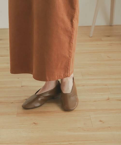 SENSE OF PLACE by URBAN RESEARCH / センスオブプレイス バイ アーバンリサーチ パンプス | 甲深ソフトフラットシューズ（ブラウン）